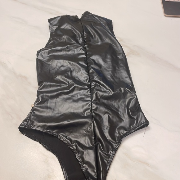 Bodysuit - Picture 2 of 2